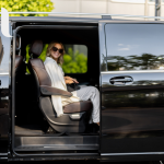 خدمة-تأجير-سيارات-VIP-بمعايير-فخامة-عالية-في-الرياض